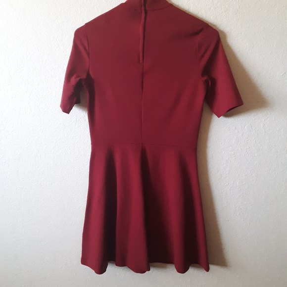 H&M red fit and flare dress, size 6 - Picture 2 of 4
